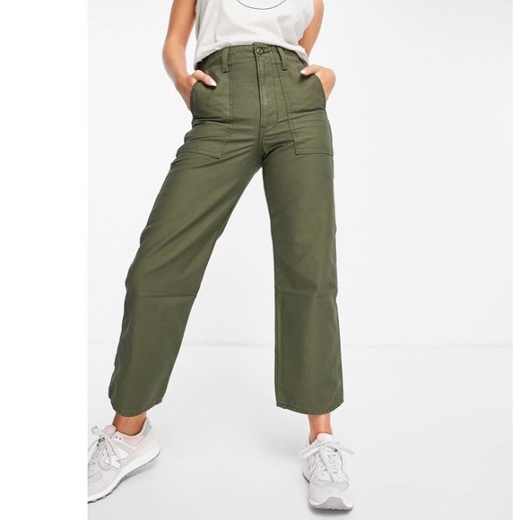 NEW LEVI'S Ribcage Straight Ankle Utility Pants in Khaki-Green Size 32 X 29 NWT - Picture 16 of 16